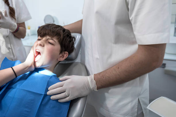 Best After-Hours Emergency Dentist in Avenue B And C, AZ